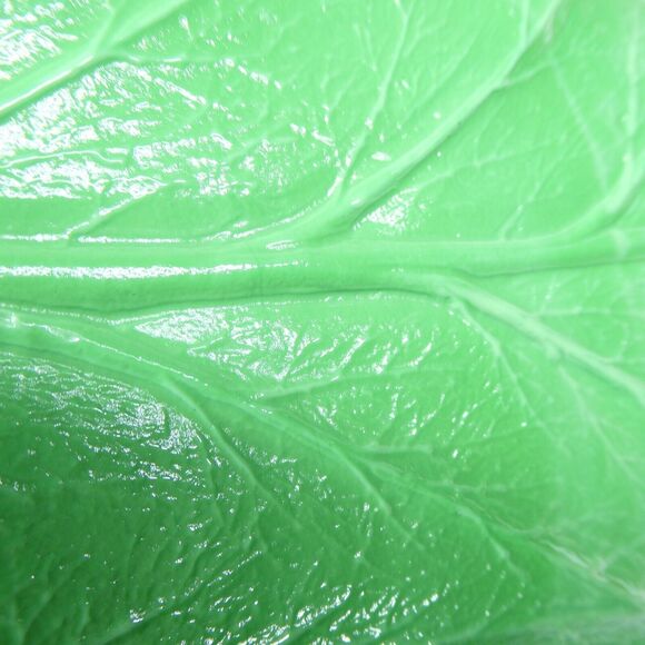 Lettuce Shaped Glass Bowl Green Iridescent Cabbage Leaf Vintage Dish - Picture 11 of 11